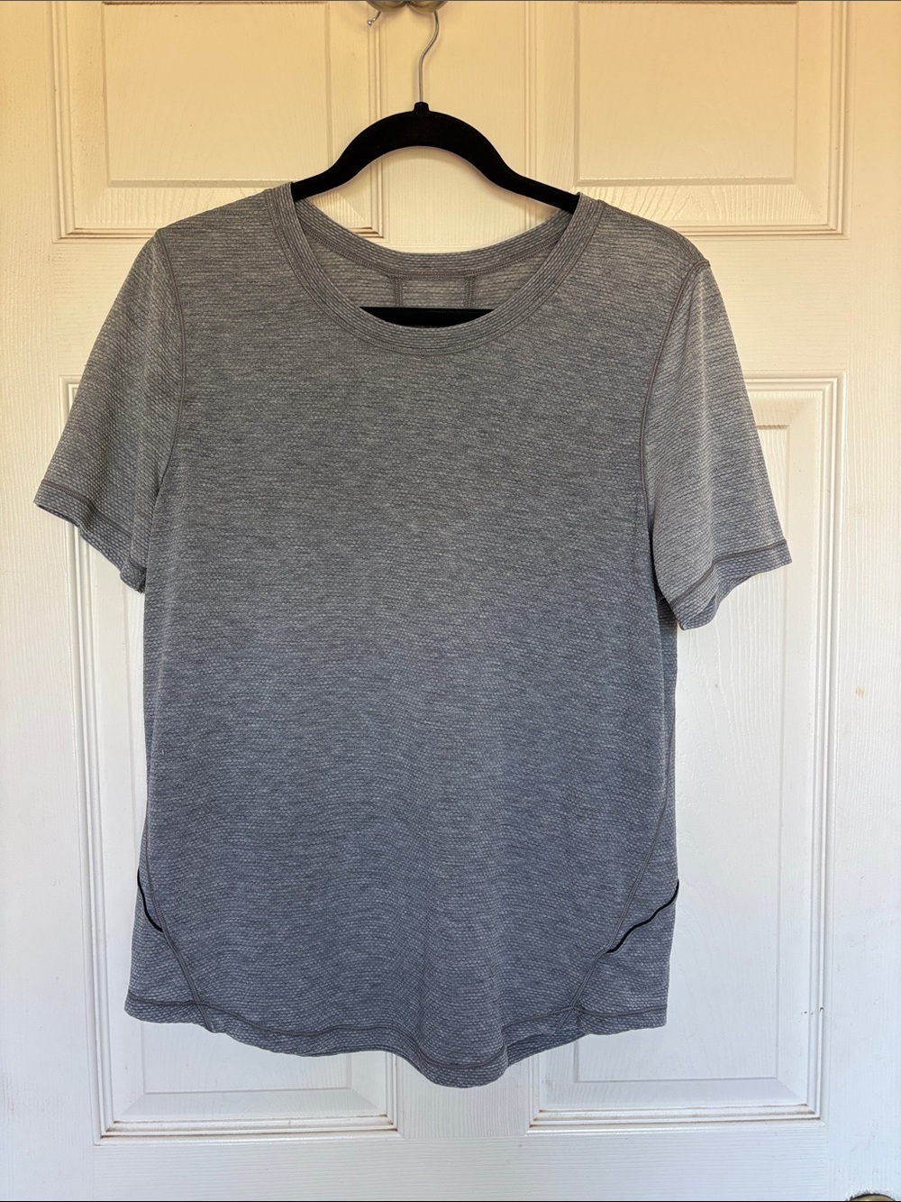 Lululemon Men's Grey Short-Sleeve Shirt